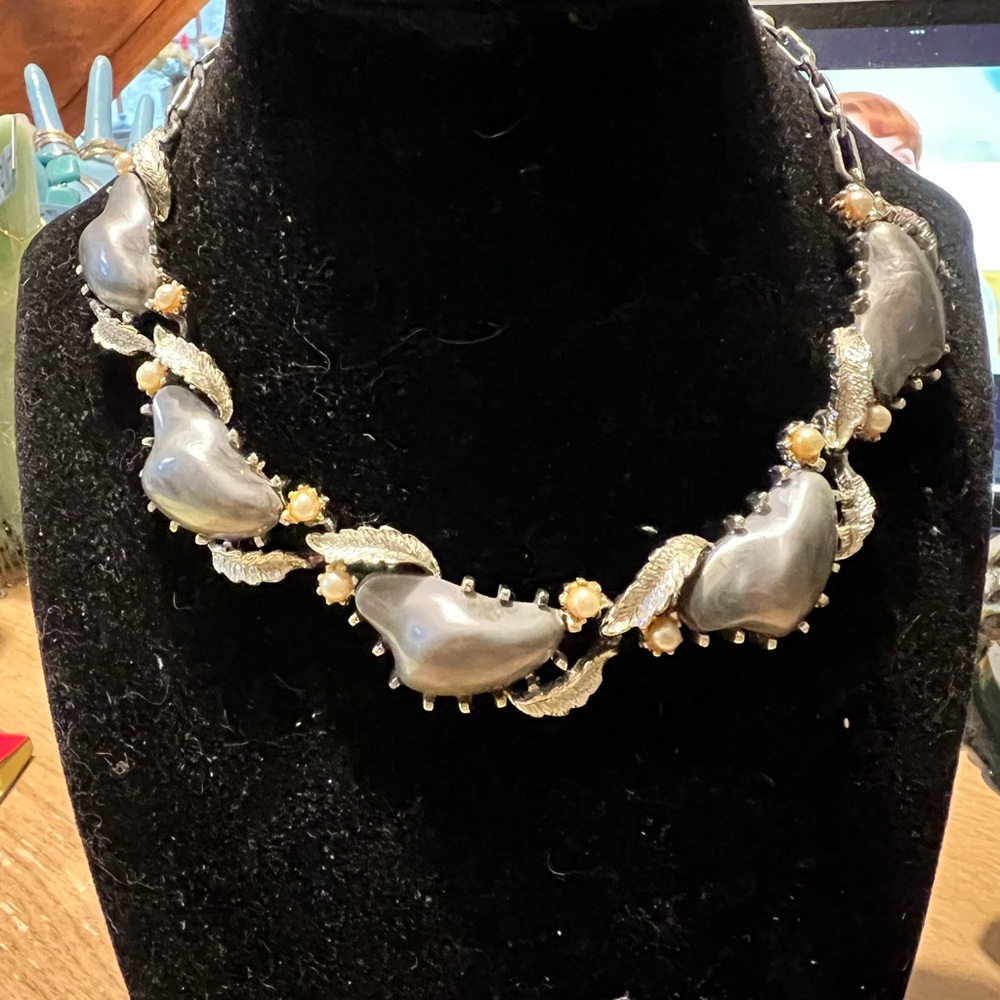 Vintage Coro grey Thermoset and faux pearl silver-tone choker style necklace.